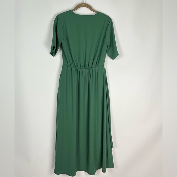 Alexia Admor Green Fit and Flare Belted Dress size 2 NWT - Picture 6 of 12